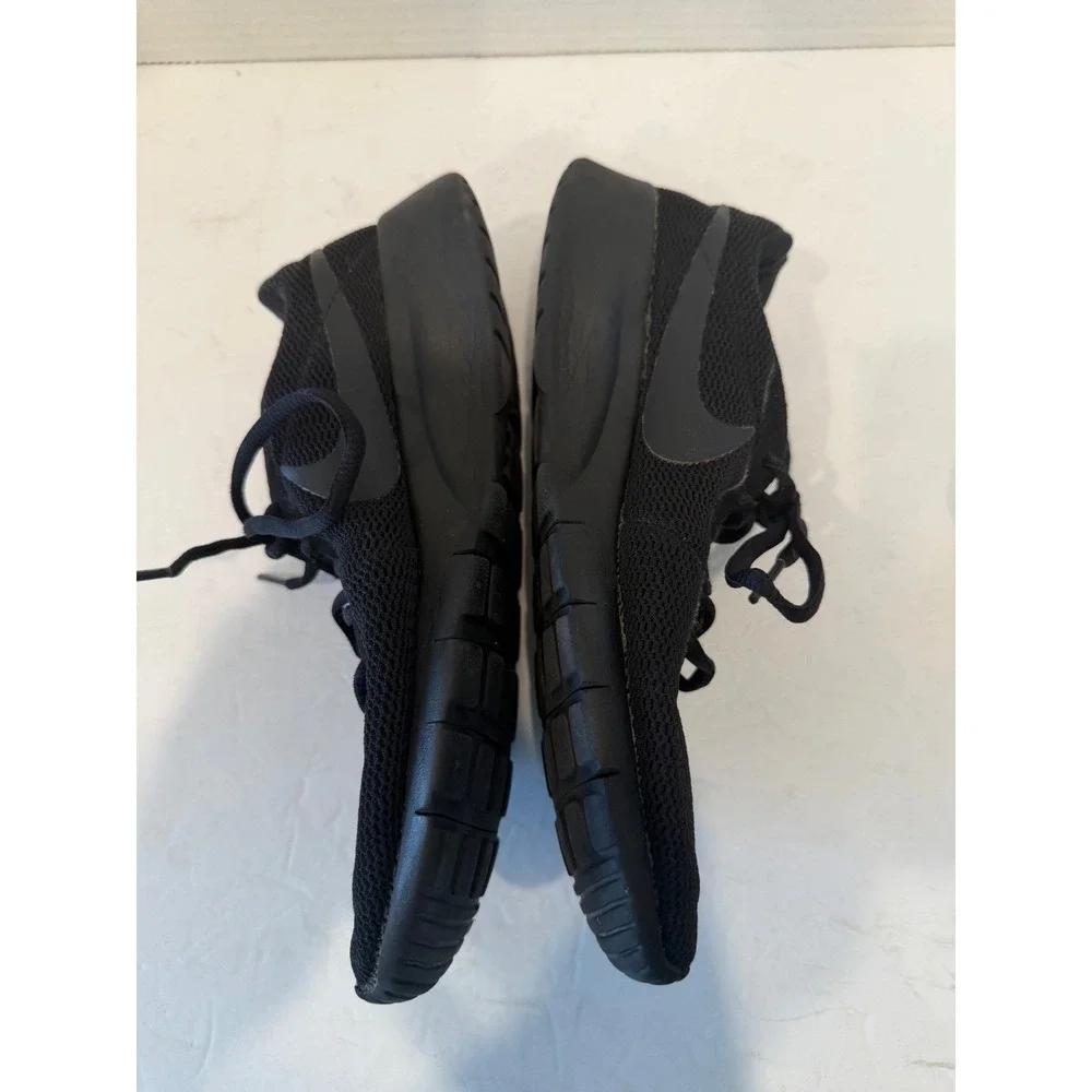 Nike Revolution 4 Running Black 818381-001 Sneaker Shoes Kids 6.5Y‎